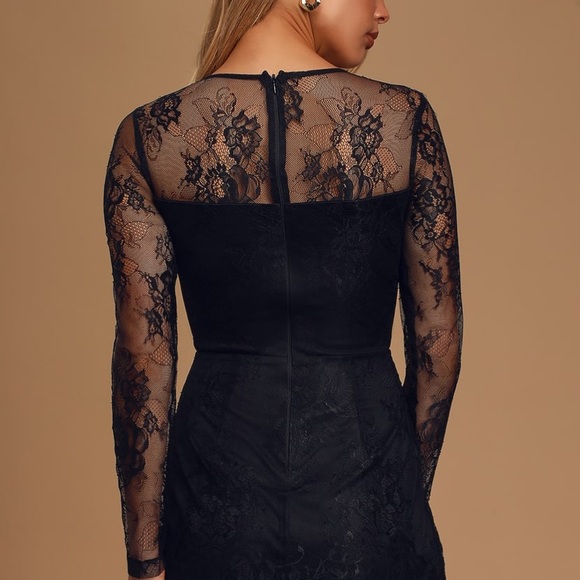 Lulu’s Lace Dress - Picture 2 of 4